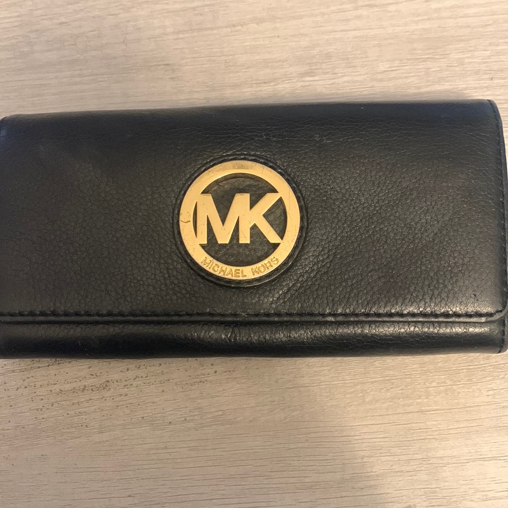 Michael Kors wallet